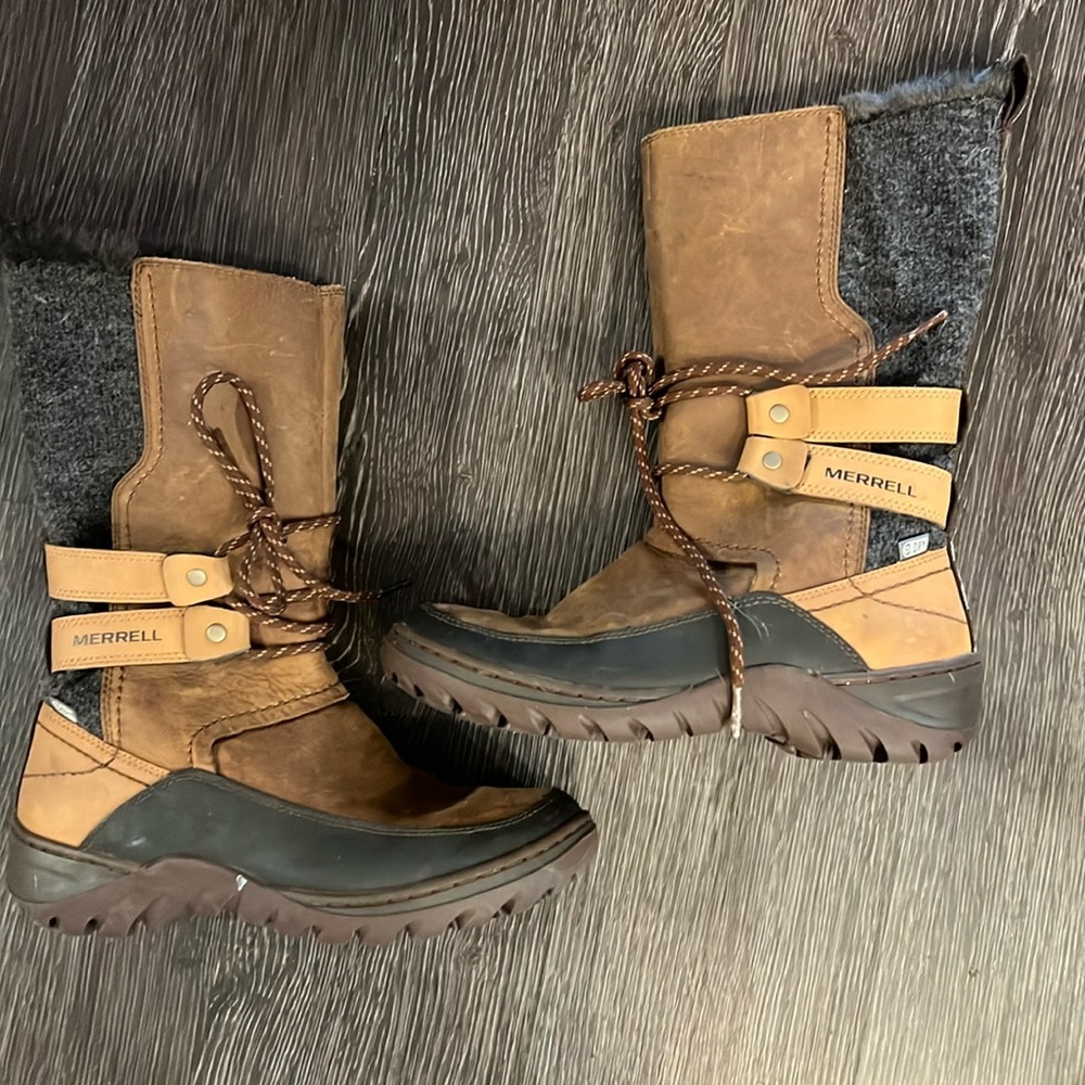 Womens Merrell waterproof boot